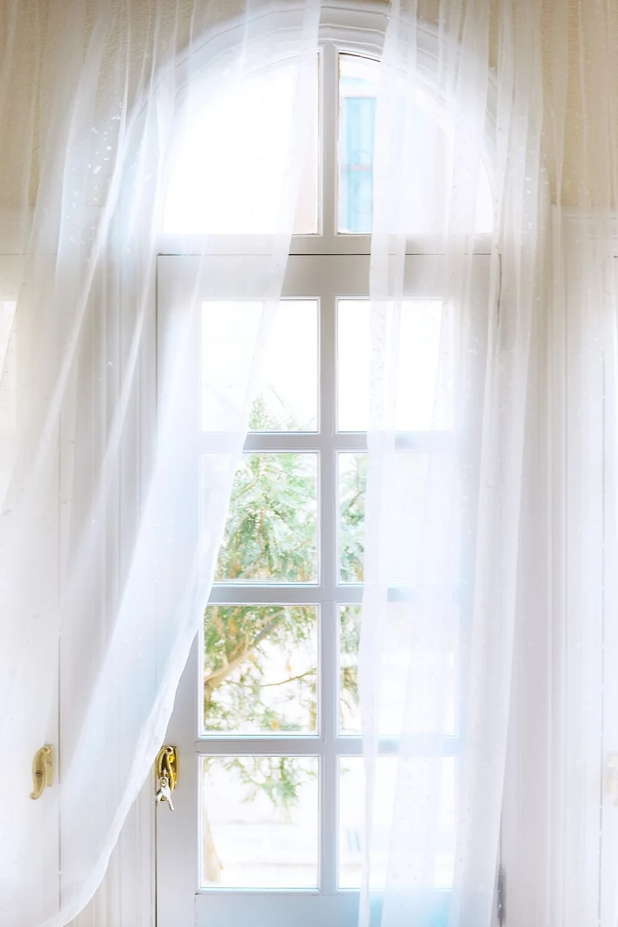 Curtain poles and blinds