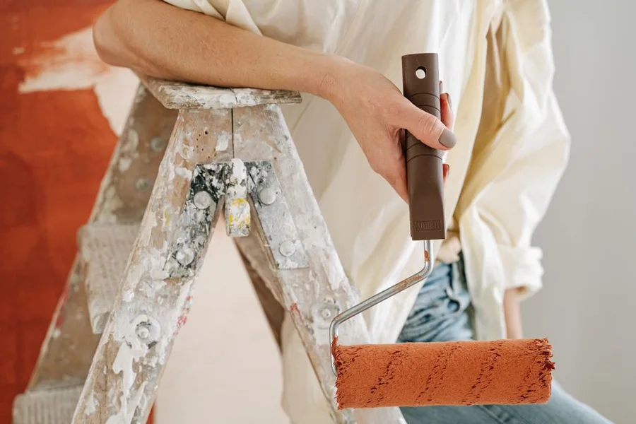 Painting and decorating touch-ups